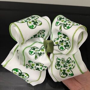 Green and White Shamrock Hair Bow. St. Patrick’s Day.
